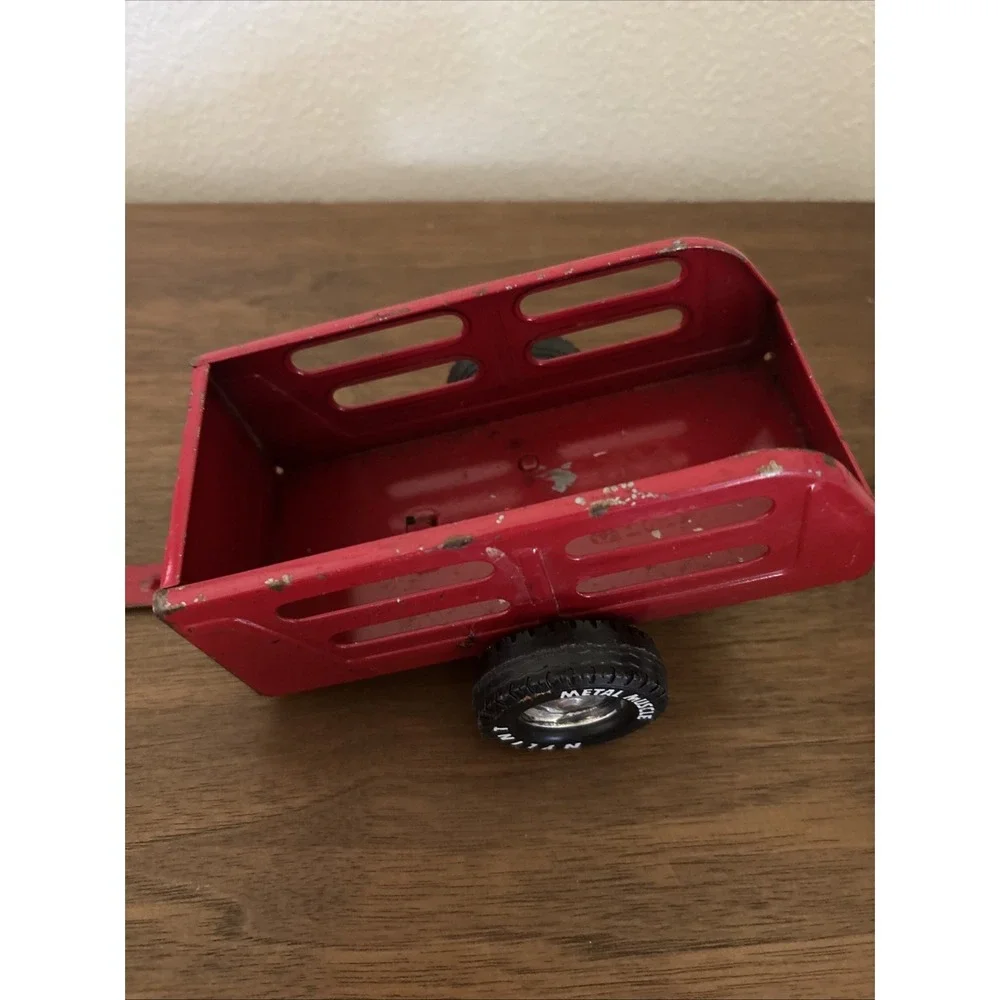 Vintage Nylint Red Pressed Steel Farm Hay Metal Muscle 2-Wheel Trailer Toy